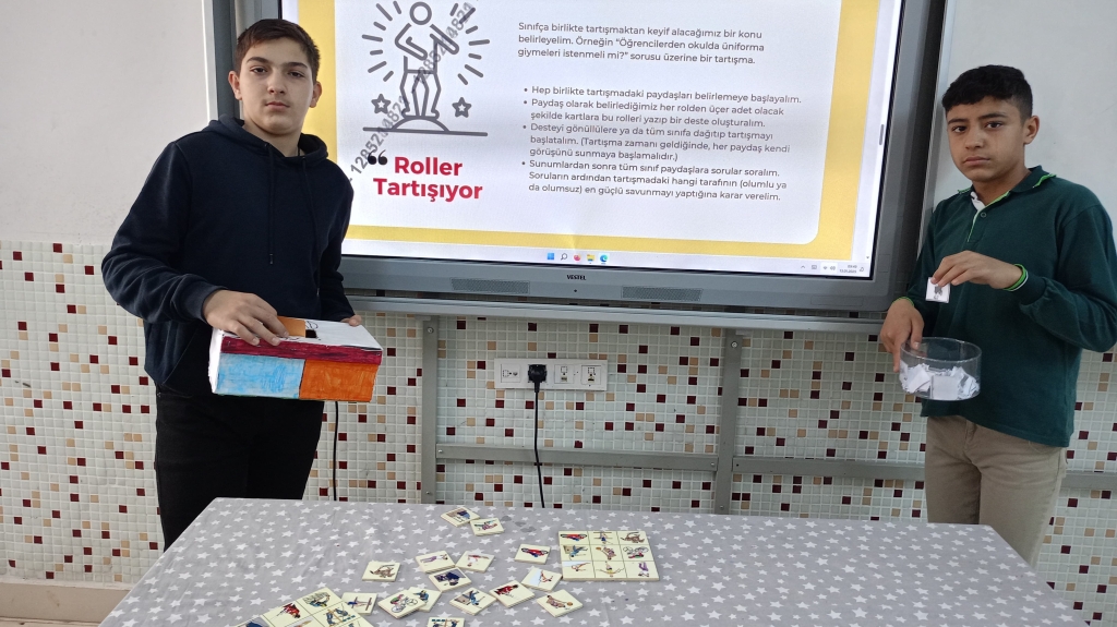 Etkinlik Haftası: Hitabet Oyunları “Roller Tartışıyor”